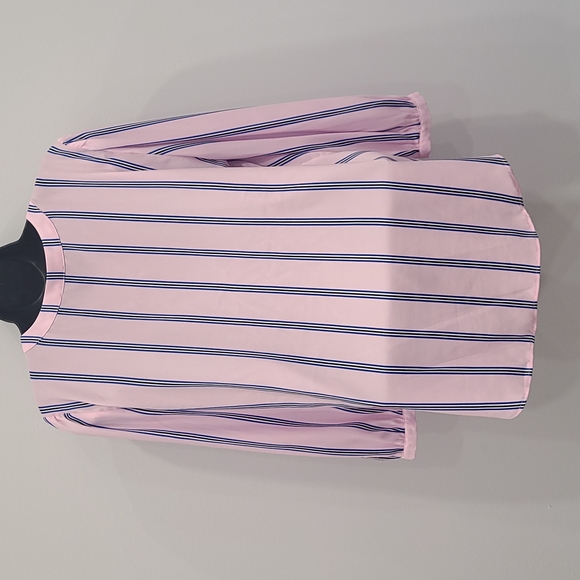 Cute button up blouse - Picture 6 of 9